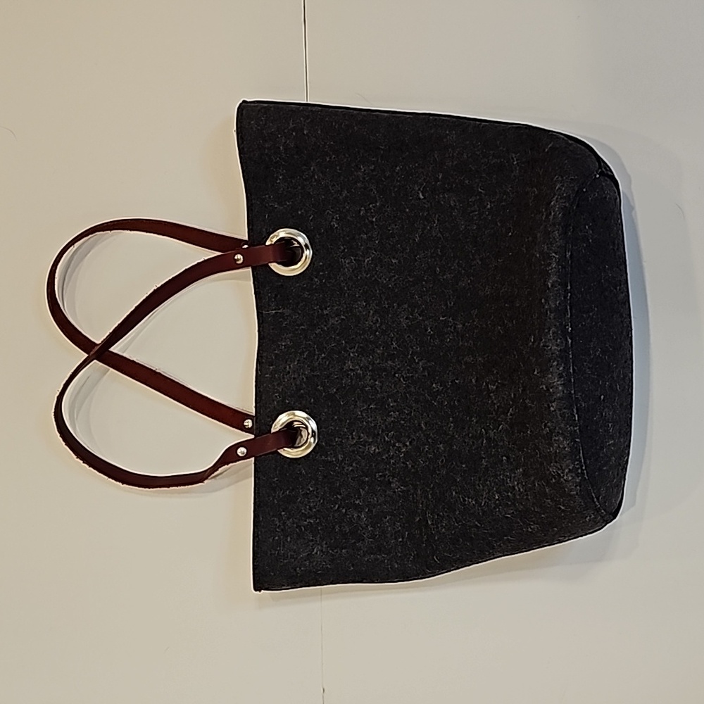 jiji Tote bag